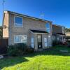 Отель Impeccable 2-bed Apartment in Eastleigh, фото 3