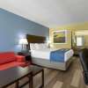 Отель Days Inn by Wyndham Greensboro Airport в Гринсборо