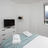 Отель Central Designer 2 Bedroom Apartment in Portland Square, фото 29