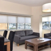 Отель Bright Spacious 2 Bedroom With Marina View, фото 2