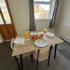 Отель Lekmore Properties Lovely 2 Bedroom Near Seaside, фото 8