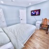 Отель Newly Renovated Rooms Near Finch Subway Station, фото 4