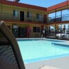 Отель Traveler Inn & Suites San Diego South Bay, фото 2