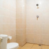Отель Formerly Reddoorz Plus Near Teras Kota 3, фото 11