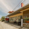 Отель RedDoorz near Jembatan Siti Nurbaya Padang, фото 17