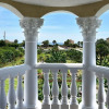 Отель Castle by the Sea, 7 Bedroom, Ocean View, Putting Green, Tiki Bar, Sleeps 17, фото 11