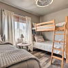 Отель Deluxe Waterford Home w/ Views, Outdoor Bar & More, фото 4
