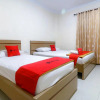 Отель RedDoorz Plus near WTC Batanghari Mall, фото 4