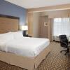 Отель Holiday Inn Hotel & Suites Detroit Metro Airport, фото 3