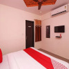Отель OYO 12742 Vasundhra Heights, фото 15