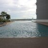 Отель City Living with Panoramic Sea Views at Danga Bay, фото 21