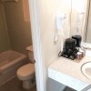 Отель American Inn and Suites, фото 9