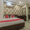 Отель Oyo 13114 Svs Luxury Rooms, фото 20