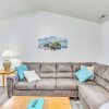 Отель Beachy Oak Island Family Home - 1 Mi to Ocean!, фото 2