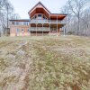 Отель Sapphire Mountaintop Cabin w/ Views & 2 Decks, фото 22