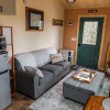 Отель Cloudberry Cabin, фото 6