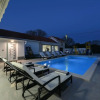 Отель Villa Mare - with HEATED POOL, фото 10