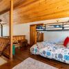 Отель Creekside Cabin on St Bernard by Tahoe Mountain Properties, фото 14