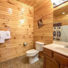 Отель Day Dreamer - Four Bedroom Cabin, фото 13