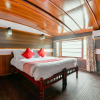 Отель OYO 24920 Indraprastha Royal Castle Sharing Houseboat, фото 31