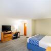 Отель Econo Lodge Inn & Suites University, фото 2