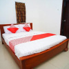 Отель Oyo 1034 Pondok Mulia Guest House, фото 12