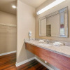 Отель Quality Suites Atlanta Buckhead Village North, фото 8