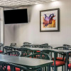 Отель Quality Inn and Suites Livonia, фото 24
