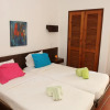 Отель Villa Jacaranda - 550m from the beach - Free WIFI - By Bedzy, фото 4
