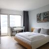 Отель Arthouse Apartments am Barbarossaplatz в Кельне