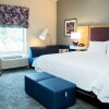 Отель Hampton Inn & Suites by Hilton Warrington Horsham, фото 31