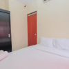 Отель Nice and Comfy 1BR Apartment at MT Haryono Residence, фото 1