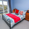 Отель Two Tides Cottage, Looe, фото 2