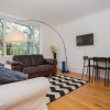 Отель Sunny Flat in Islington в Лондоне