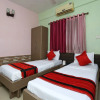 Отель OYO 12528 Green View Guest House 2, фото 15