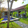 Отель Pererenan Nengah Guest House by ZUZU, фото 16
