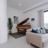 Отель Central Musician s Apartment With Grand Piano, фото 13
