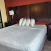 Отель Days Inn & Suites by Wyndham Houston / West Energy Corridor, фото 3