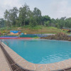 Отель RedDoorz Resort Syariah @ Batu Apung Purwakarta, фото 24