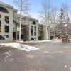 Отель Riverside Condos C102 by Avantstay Condo Close To Downtown, Town Park & Ski Lift #8, фото 1