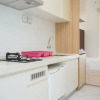 Отель Comfy And Minimalist Studio At Sky House Bsd Apartment, фото 5