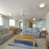 Отель Windward Passage Holiday Apartments, фото 10