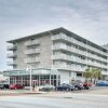 Отель Updated Daytona Beach Oceanfront Studio!, фото 14