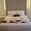 Отель White Suite & Apartments, фото 2