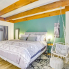 Отель Chic Lake Arrowhead Cabin ~ 5 Mi to Village!, фото 15