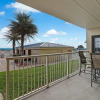 Отель Spotted Sandpiper Condo Easy access to Pier, Pool and Beach Access are Steps Away by RedAwning, фото 16