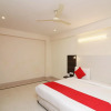 Отель OYO 14444 JMK House, фото 6