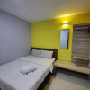 Отель OYO 90848 Link Suite, фото 18