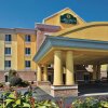Отель La Quinta Inn & Suites by Wyndham Hot Springs, фото 31