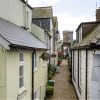 Отель Beautiful 3 bedroom cottage in the heart of Looe, фото 1